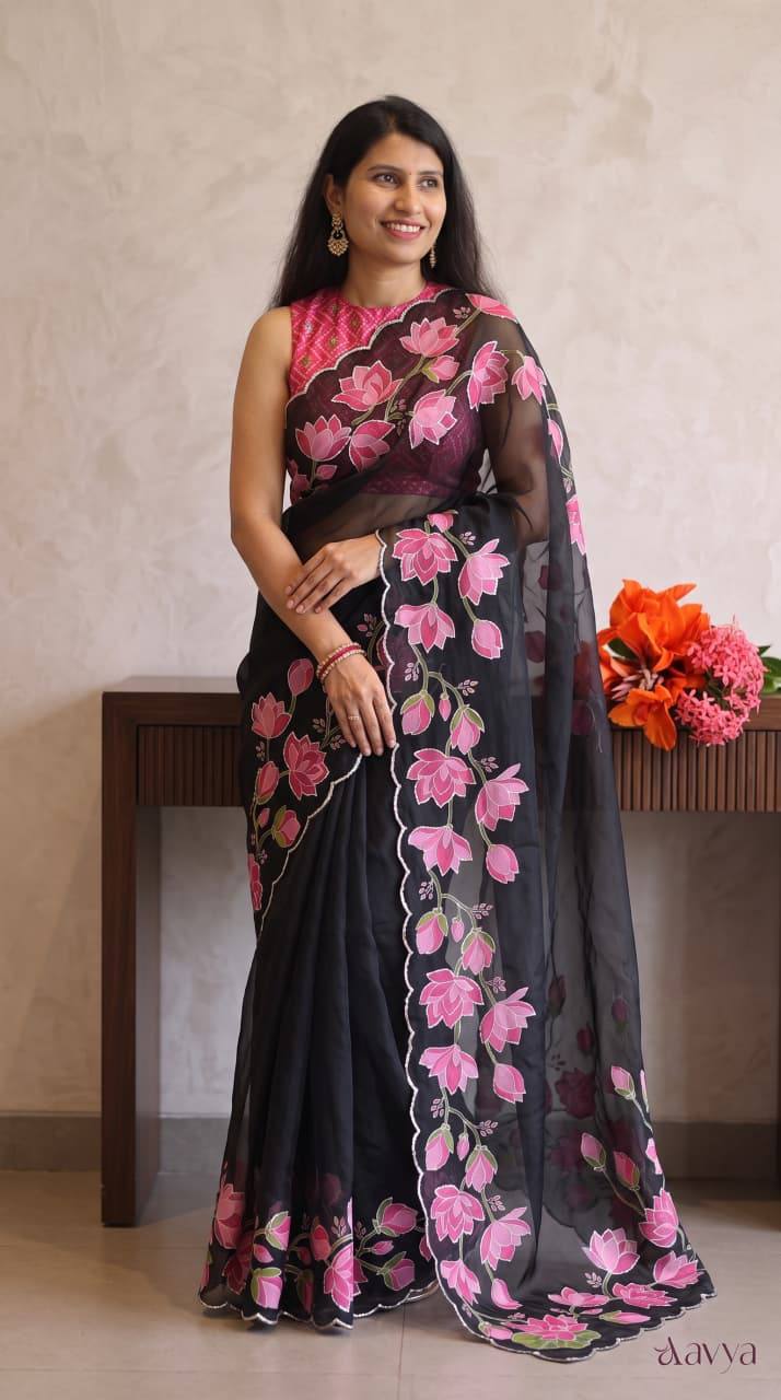 Elegant Floral Handwork Saree with Scalloped Border – Premium Ethnic Wear