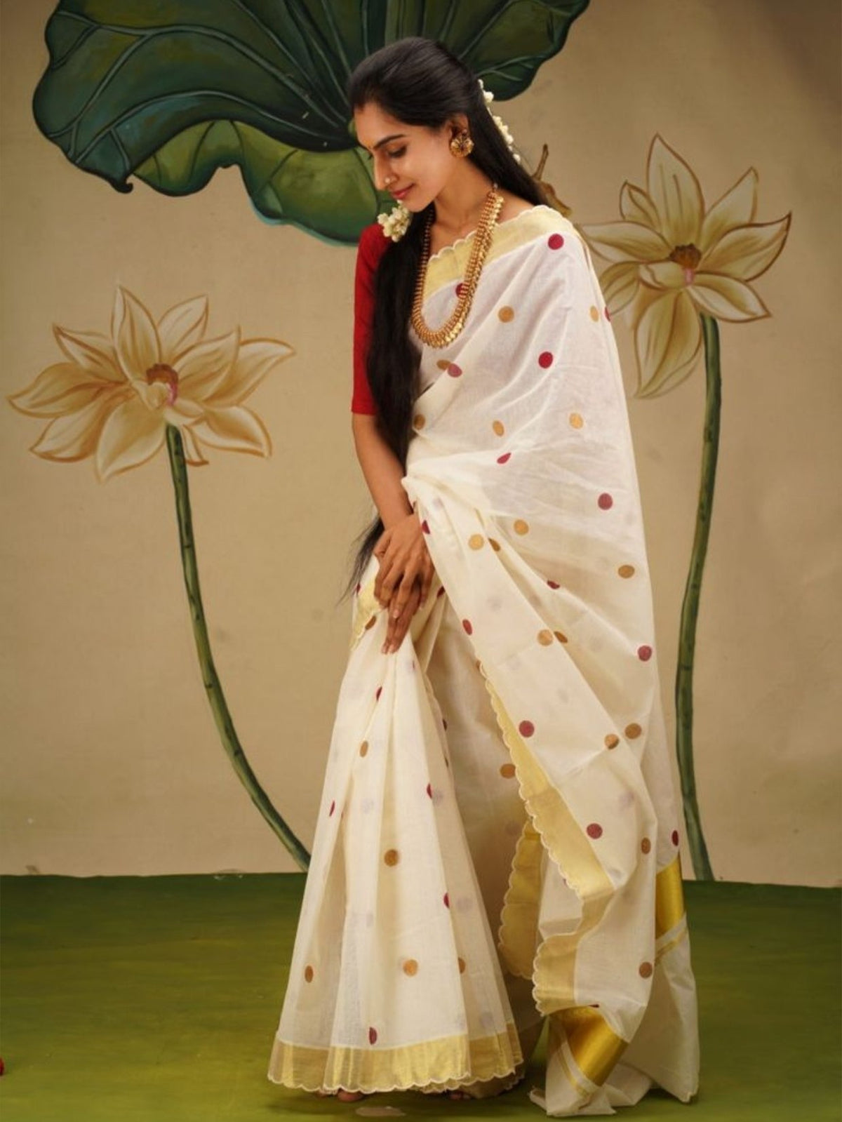 Premium Kerala Style Polka Dot Linen Saree