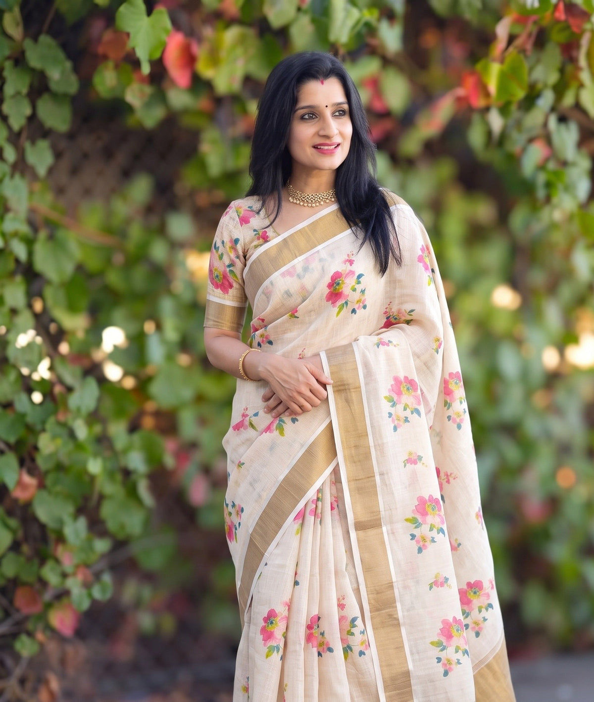 Premium Floral Linen Saree with Golden Jari Border